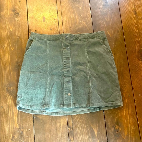 Maurices Dresses & Skirts - Maurice’s Corduroy Button Down Moss Green Skirt size 16